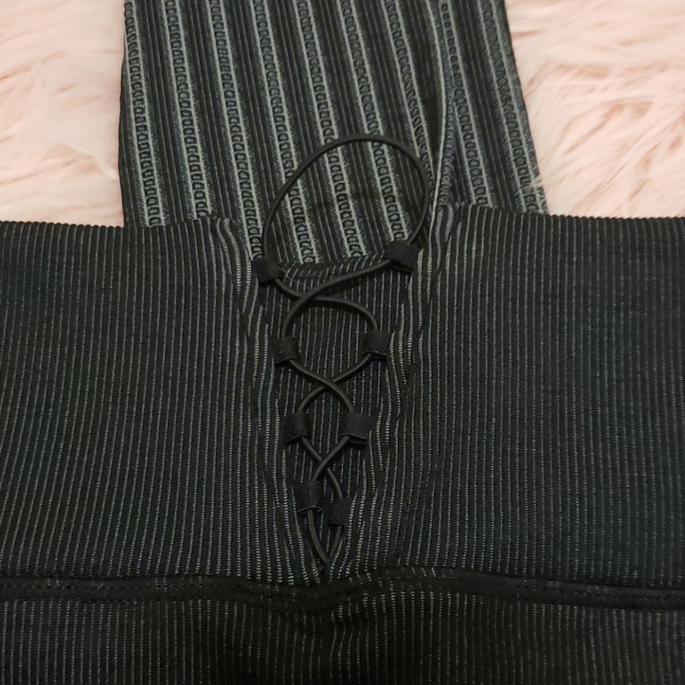 Fabletics leggings - Picture 5 of 6